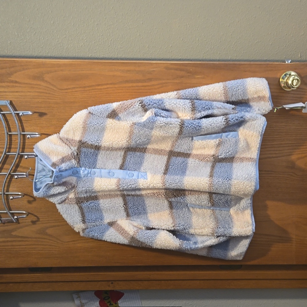 Te Verde Size Large Plaid Sweater